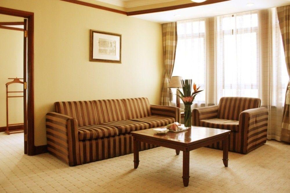 Jin Jiang Park Hotel Shanghai Exterior foto