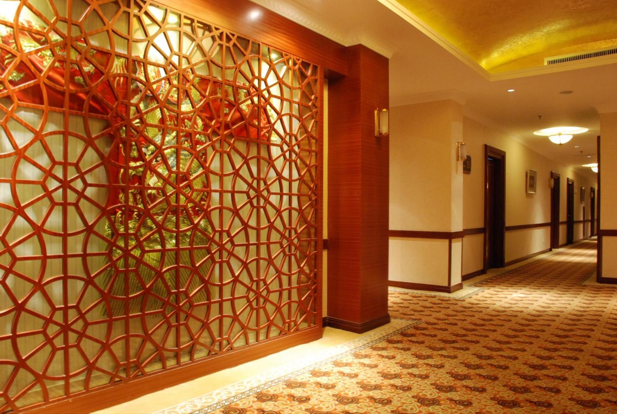 Jin Jiang Park Hotel Shanghai Exterior foto